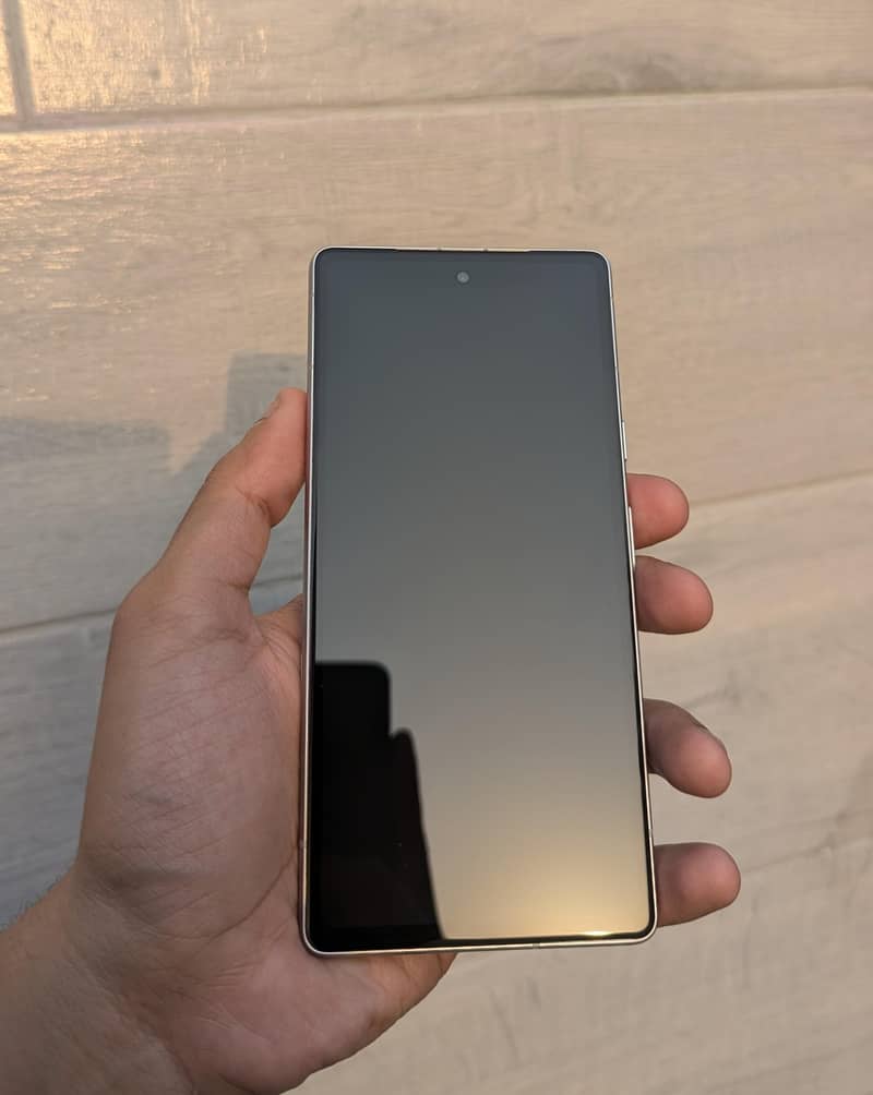 Google Pixel 7a 3
