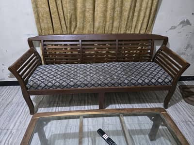 Sofa with table 5 seater, condition 10/9