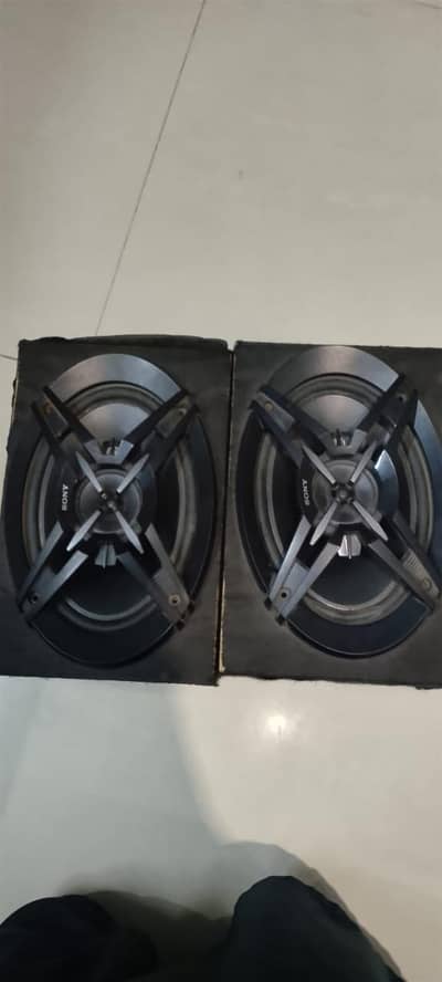 total new and ganiun song speaker