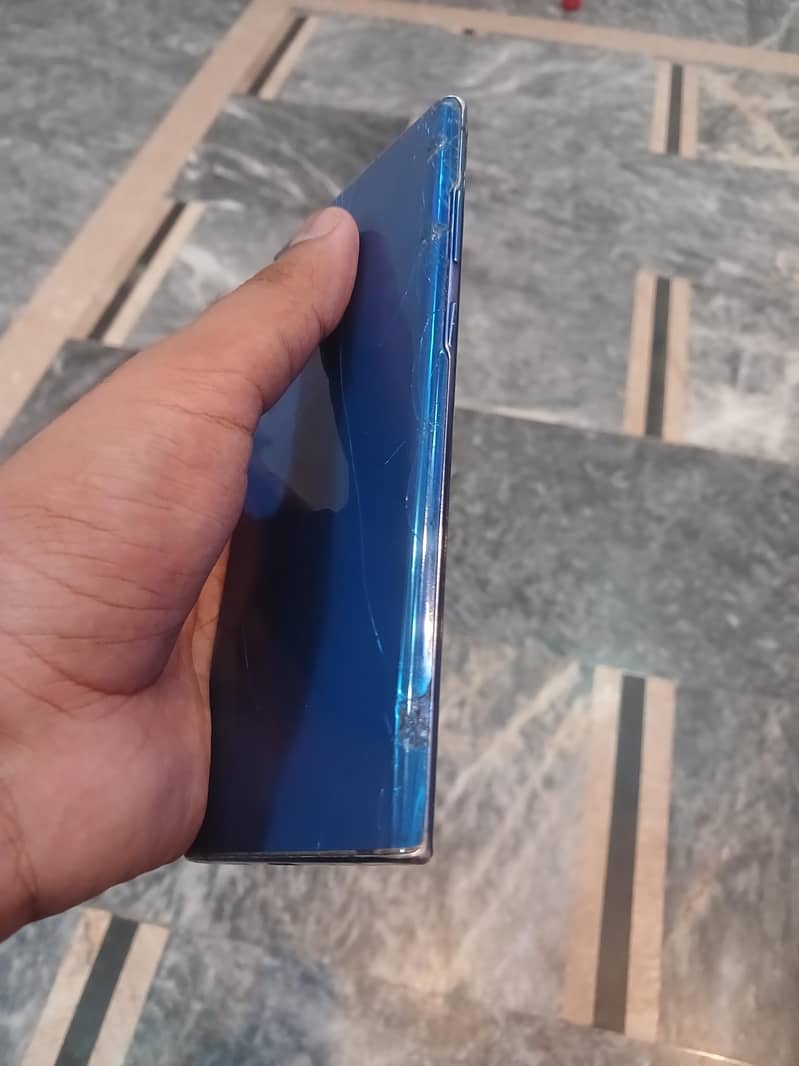 Samsung Mobile Note 10 Plus 6