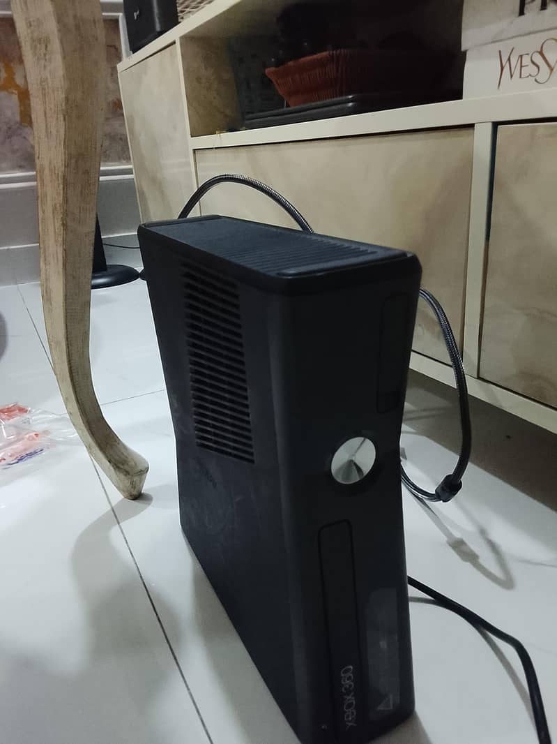 Xbox slim 360 0