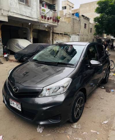 Toyota Vitz 2013, 2016