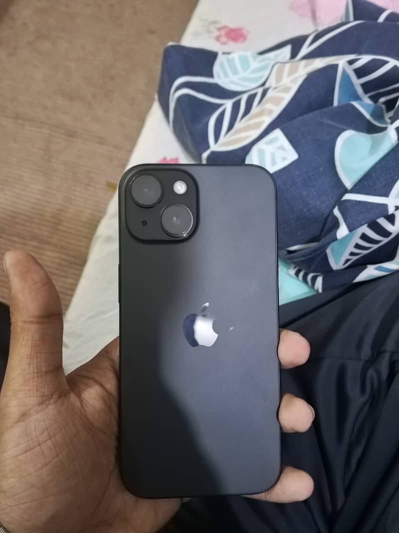 Apple iPhone 15 1