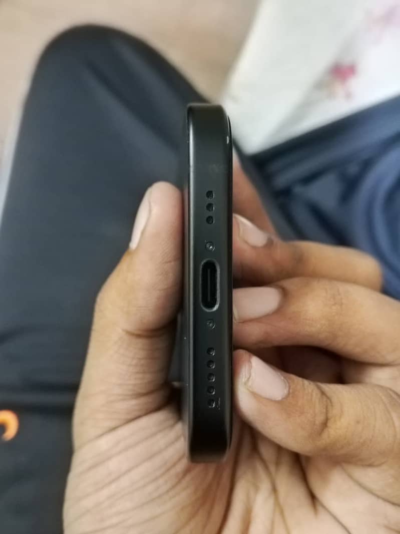 Apple iPhone 15 5