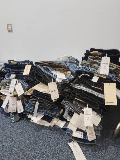 Men's and ladies Branded Jeans – New Stock with Tags | Wholesale