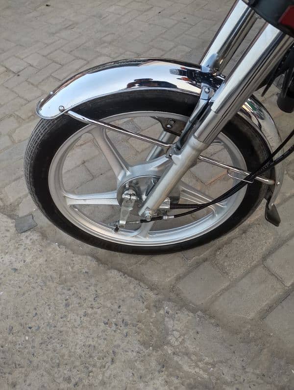 Crown self start 4