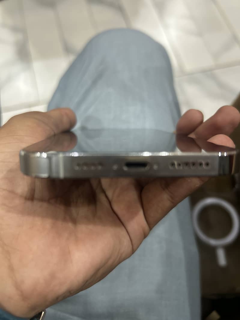 Apple iPhone 14 Pro Max JV 128 GB 2