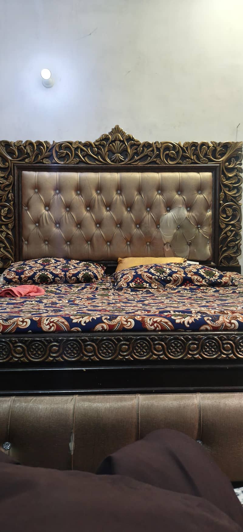 bed with 2 side tables , dressing table and dressing stool 0