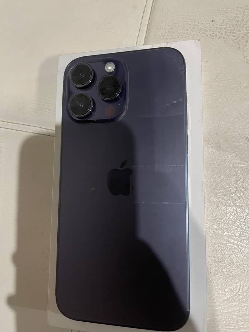 Apple iPhone 14 Pro Max 1