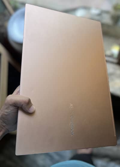 With Gen Intel(R) Core(T) i5-1135G7 @ 2.40GHz • Installed RAM 8 GB 2.