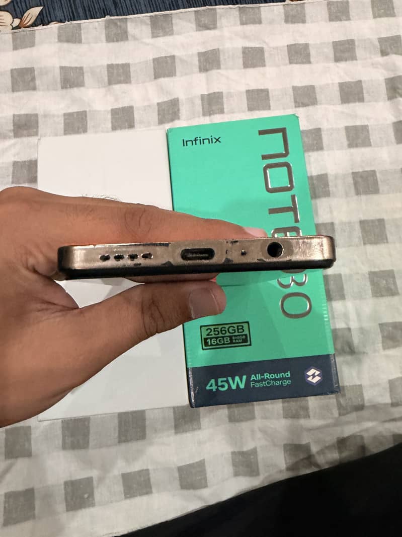 Infinix Note 30 2