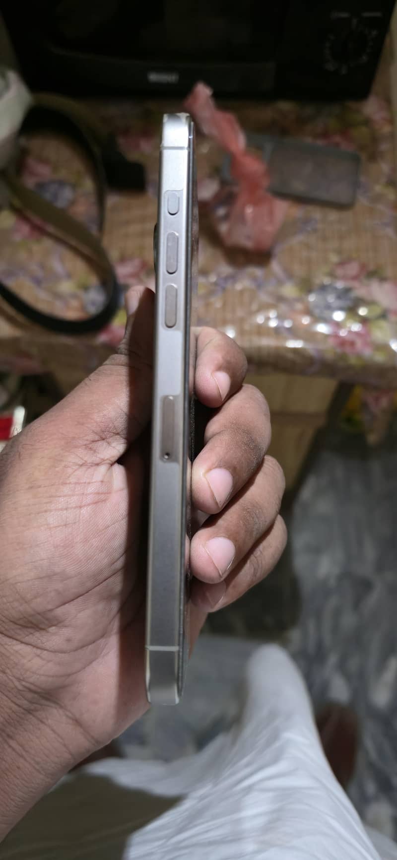Apple iPhone 15 Pro Max 5
