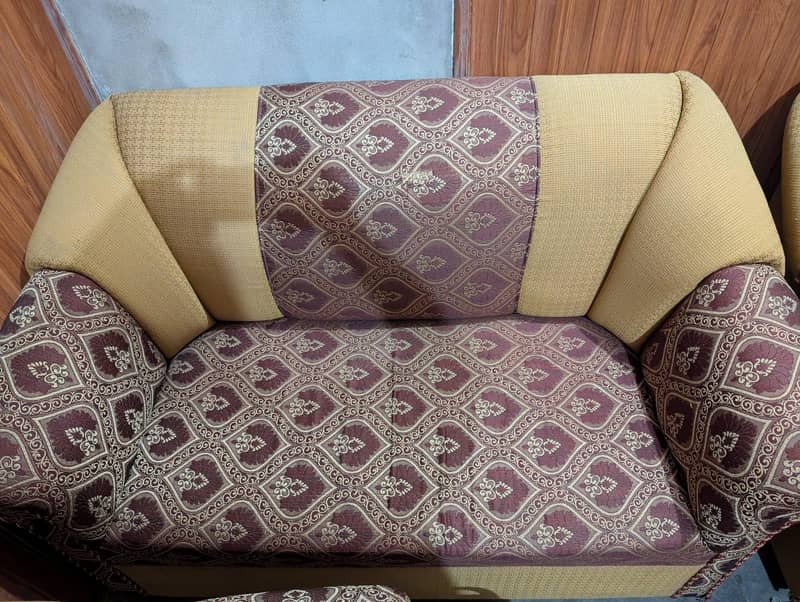 6 seater sofa 0