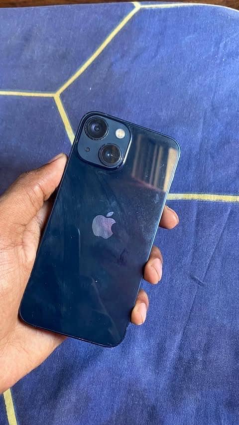 IPhone 13 mini 0