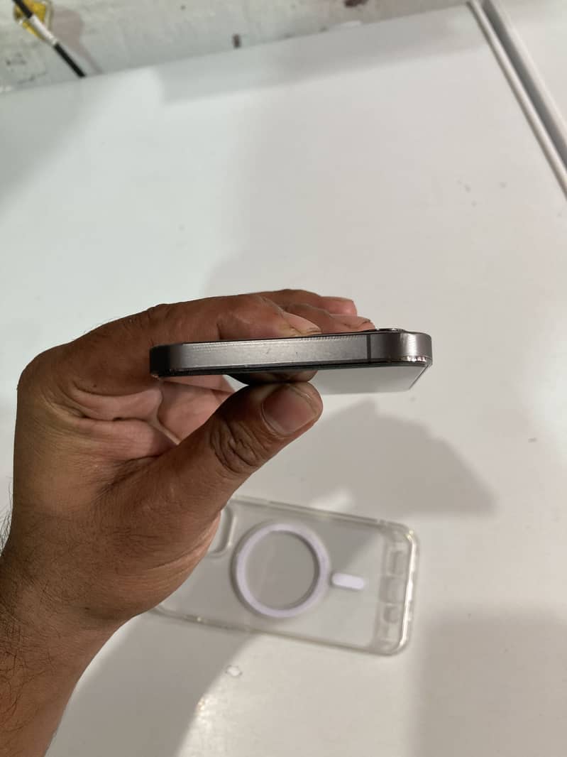 Apple iPhone 12 Pro 1