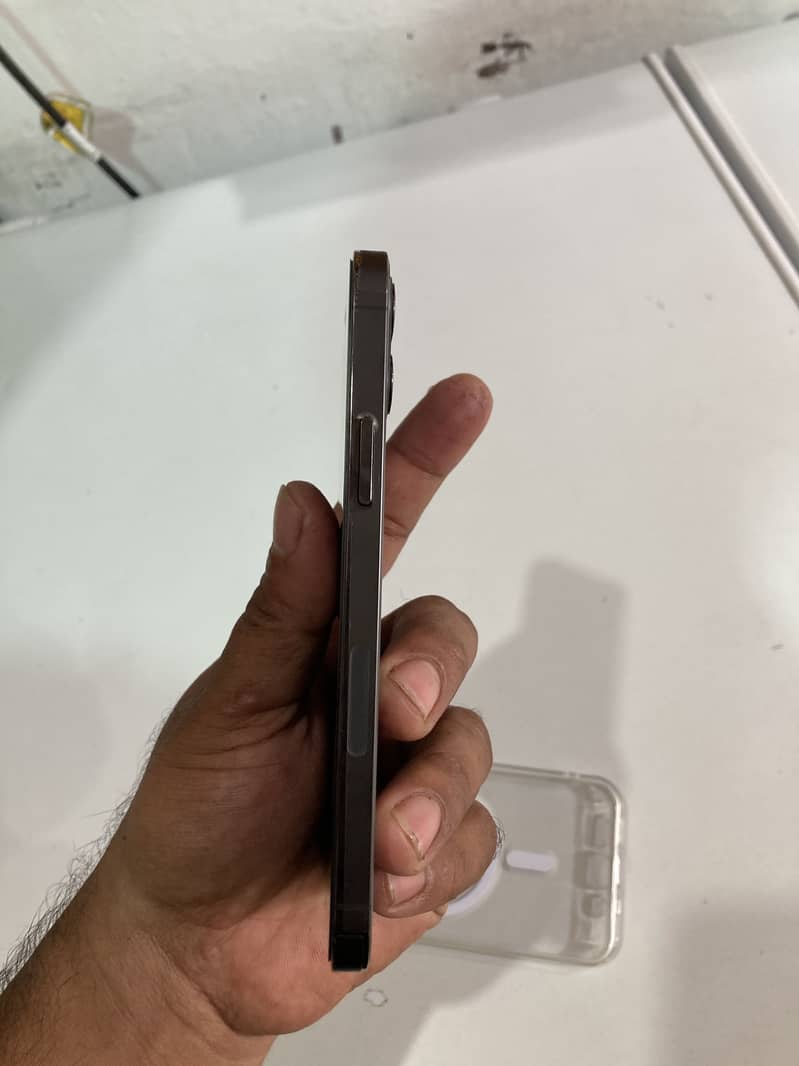 Apple iPhone 12 Pro 5
