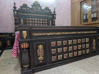King Size Chinioti Wooden Bed with 2 Side Tables & Spring Mattress