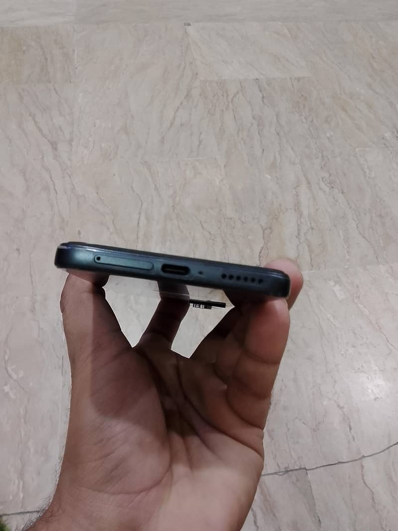 Xiaomi Redmi Note 12 Pro 11