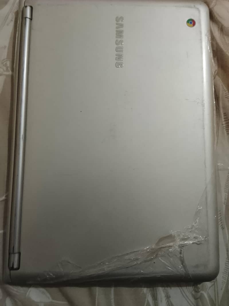 Samsung Mobile E200 2