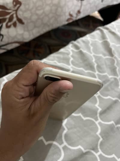 Apple iPhone 7 Plus