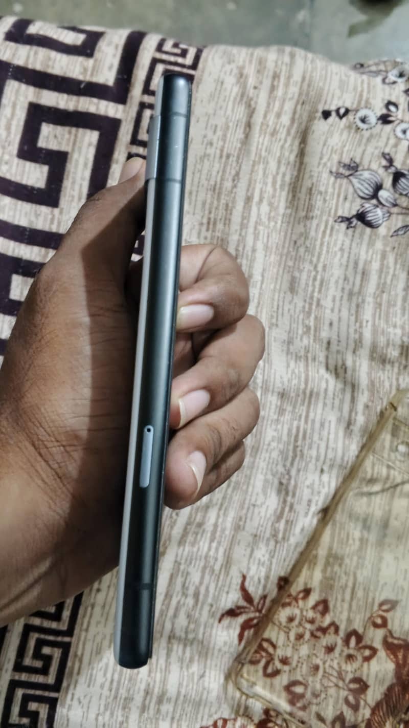 Google Pixel 7a 2
