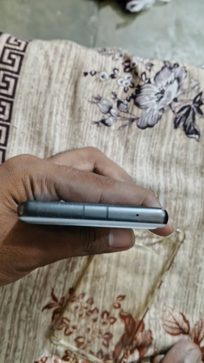 Google Pixel 7a 3