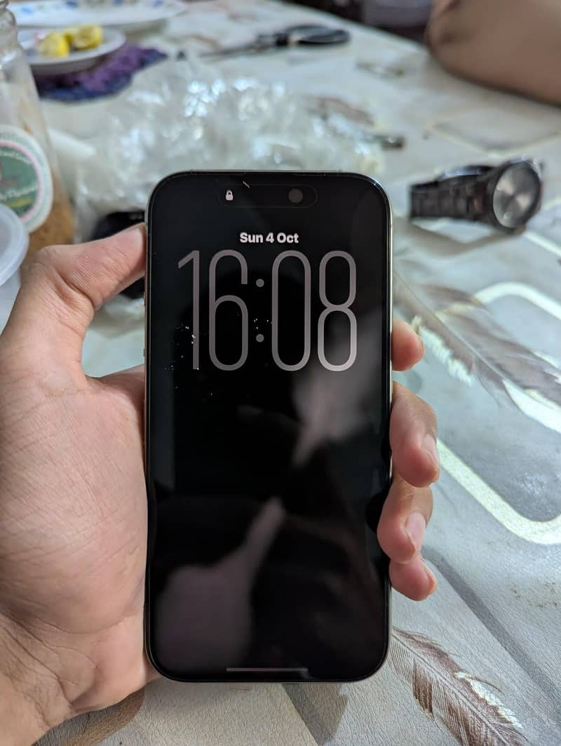 Apple iPhone 15 Pro 2