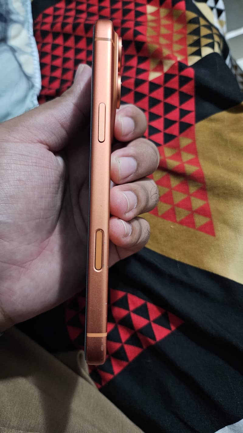 Apple iPhone 17 Pro Max jv 1