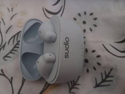Sudio A1 Ky Airpods Hai Bilkul New hai UK sy aye hai