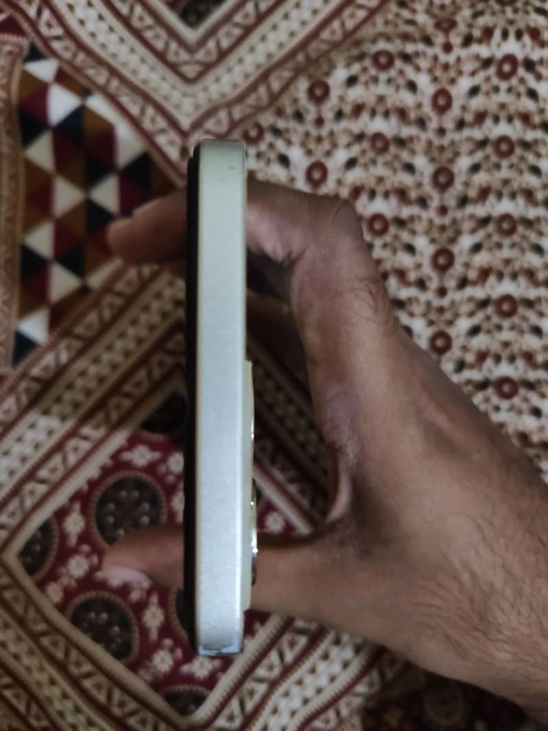 Realme C53 5
