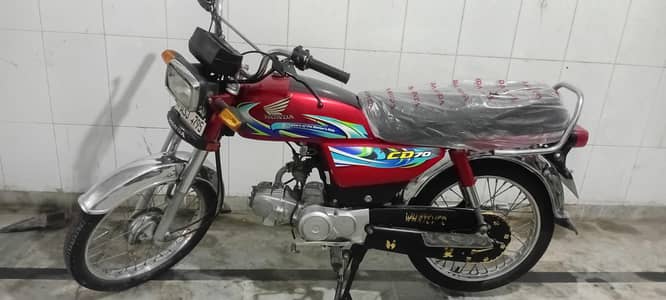 Good coundayion motorcycle for sale in daulat nager