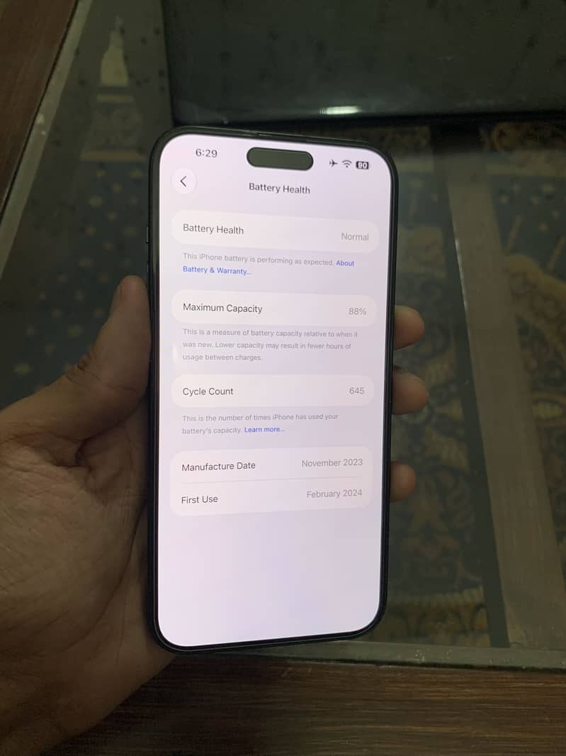 Apple iPhone 15 plus 4