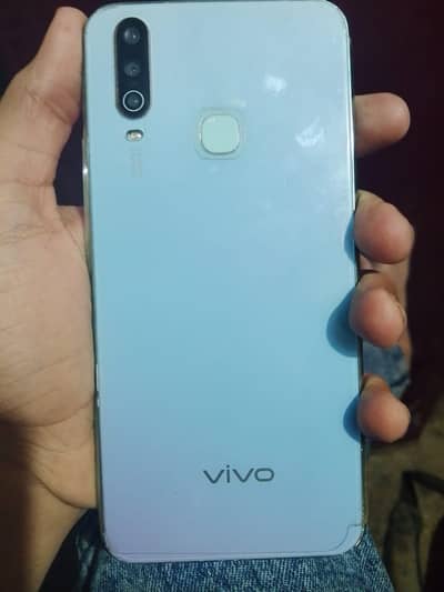 Vivo Y17
