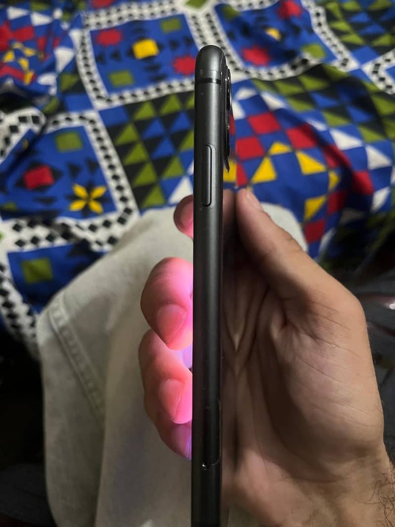 Apple iPhone 11 2