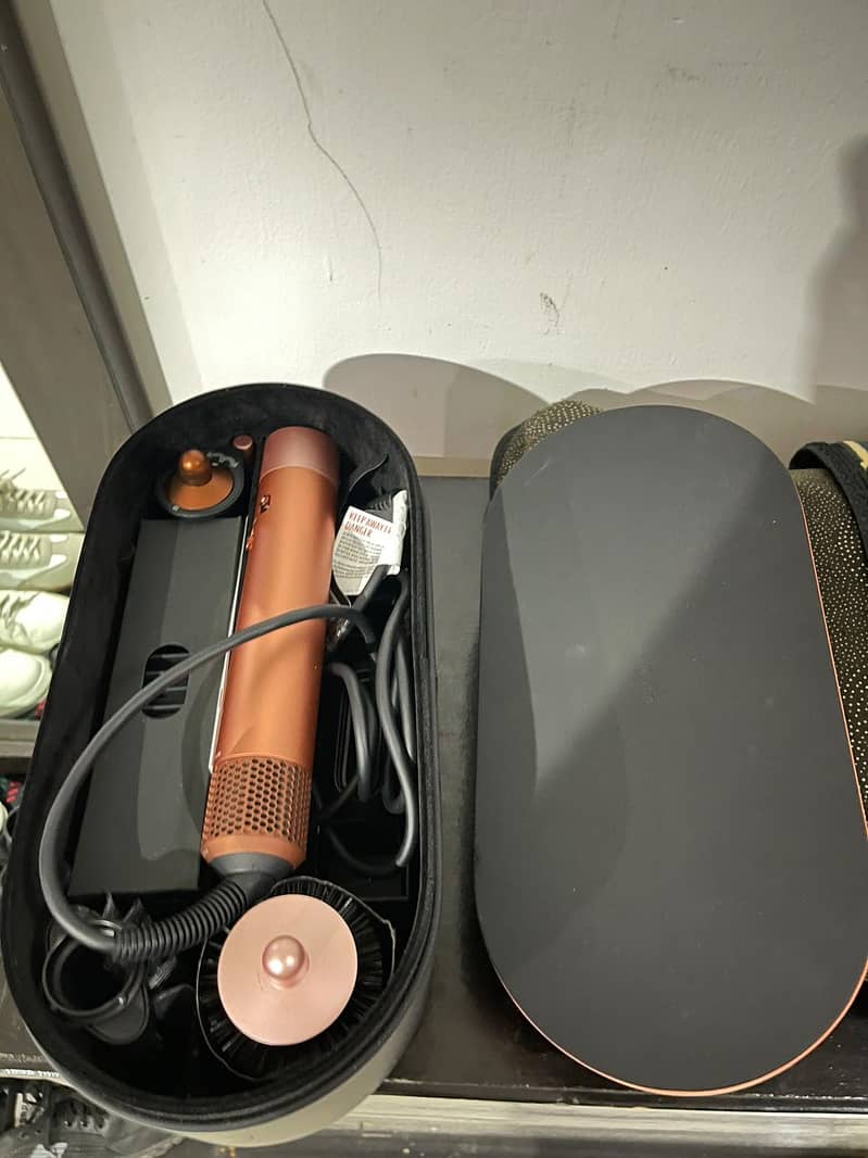 Dyson HS08 1