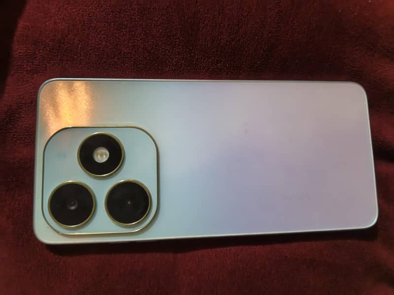 Tecno Spark 20 1