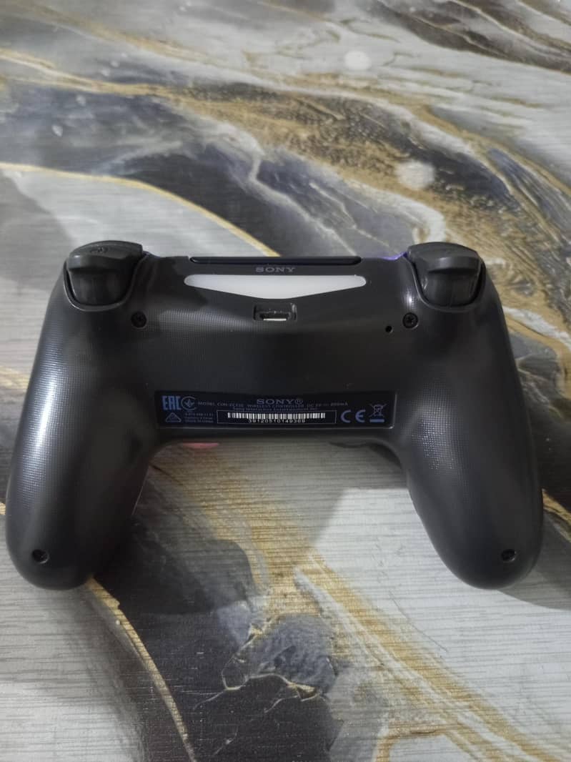 gaming controller 3