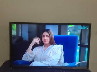 Original Samsung Led 32 inches Simple Excellent Conditions