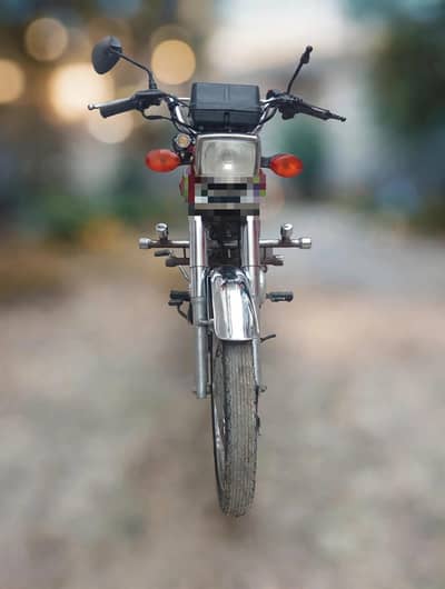 Honda CG 125 2016 Model for Sale.