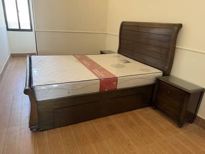 King Bed Sheesham Wood Walnut Finish