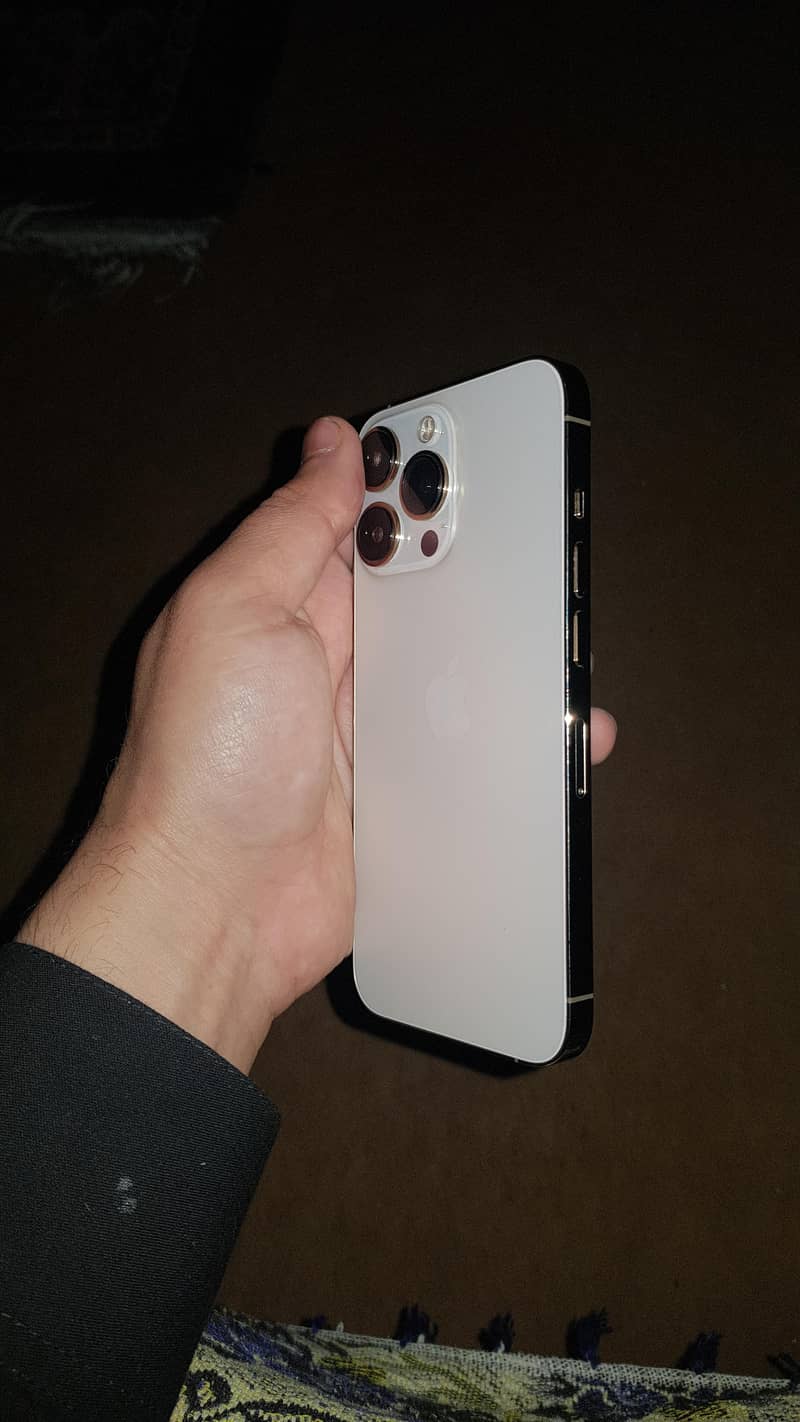 Apple iPhone 13 Pro 7