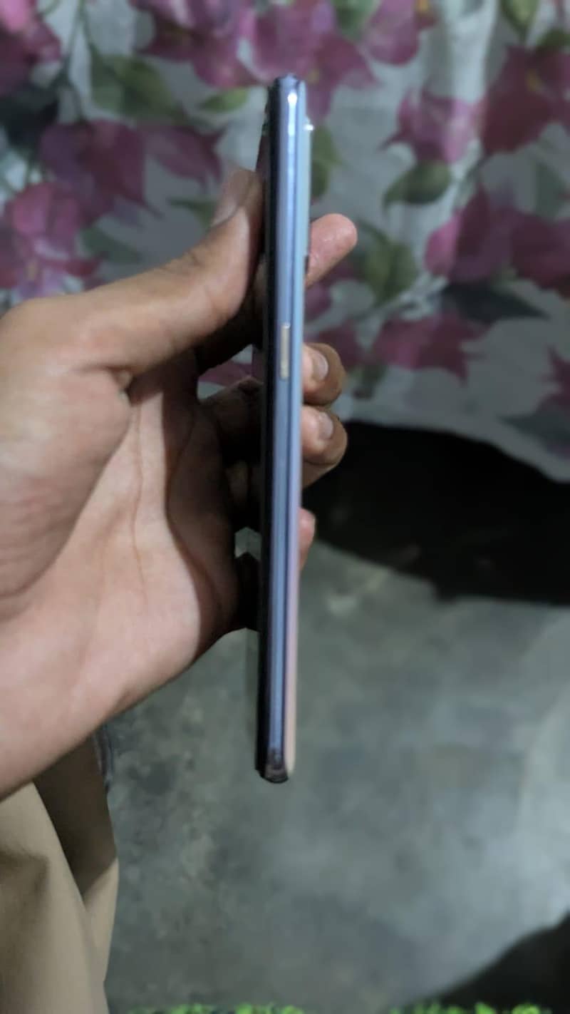 OPPO A95 1