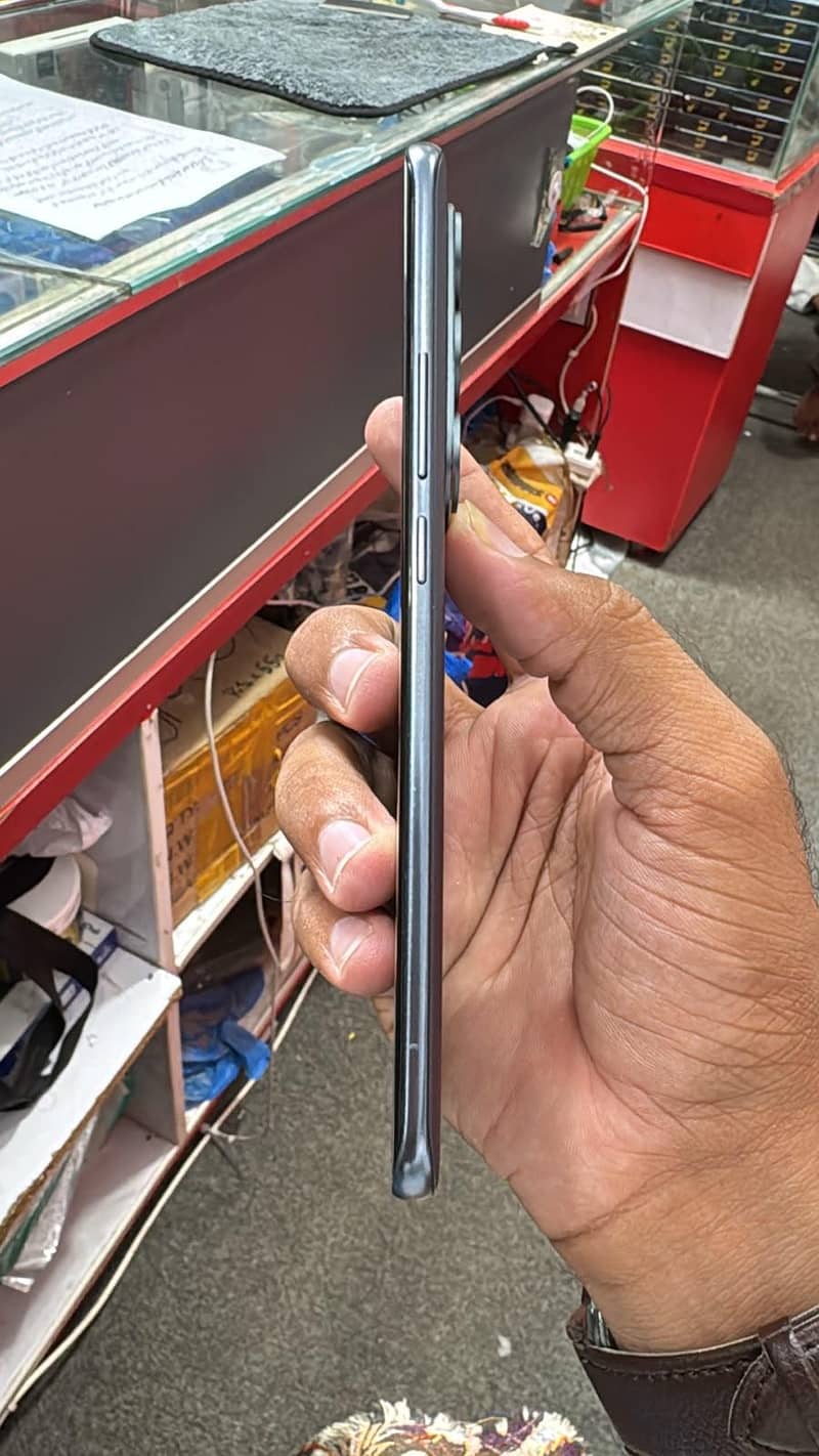 Tecno Spark 40 pro plus 5