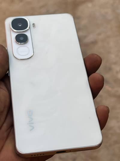 Vivo Y400