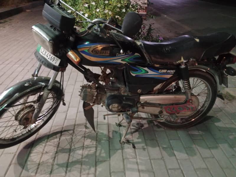 united 100cc 4