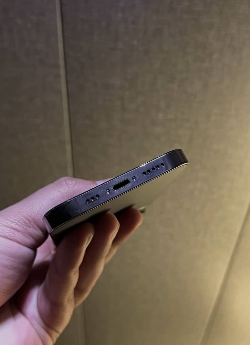 Apple iPhone 14 Pro 3