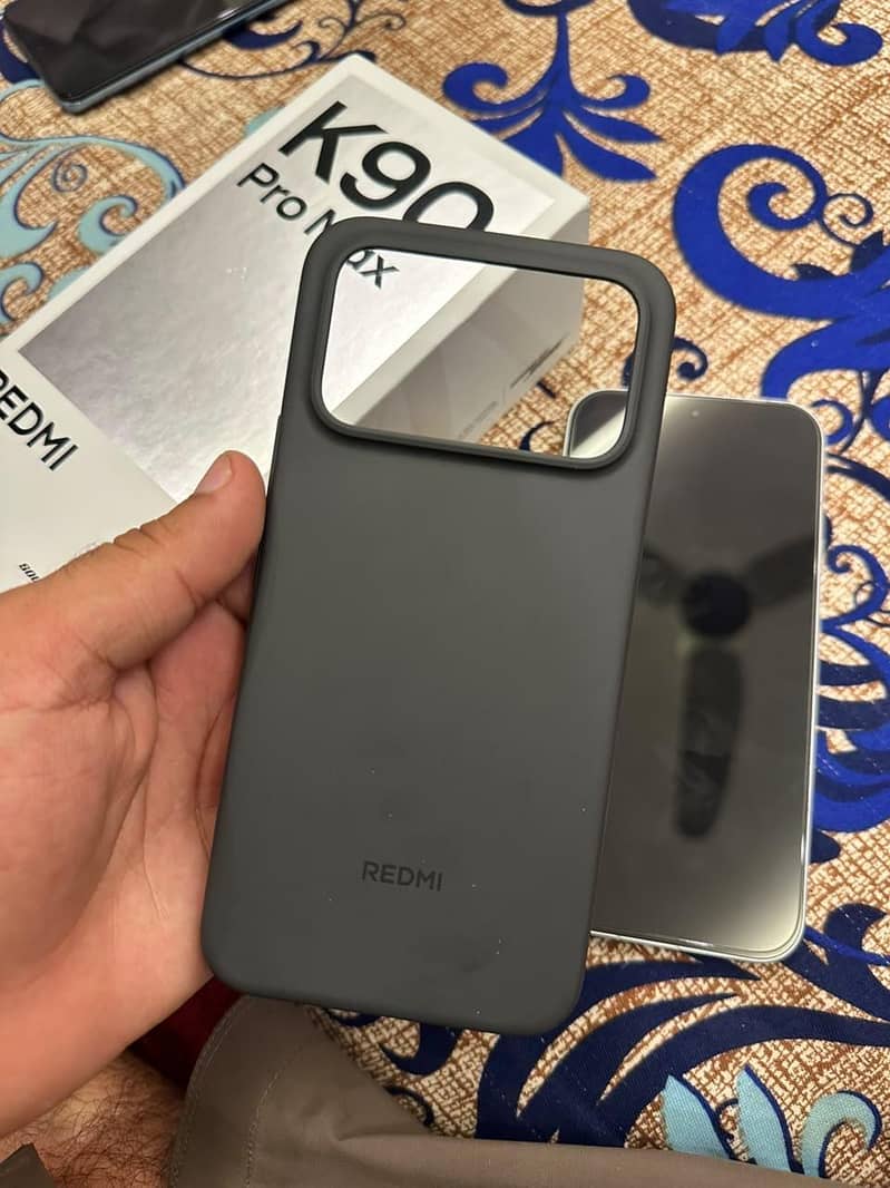 Redmi k90 Pro Max 4