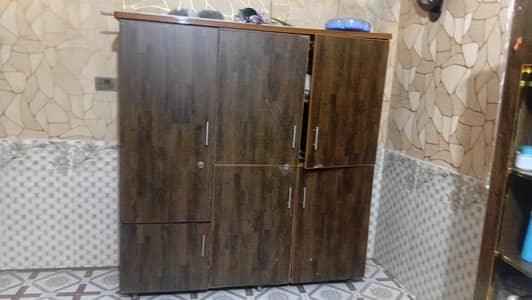 Cupboard 6 x 6 feet