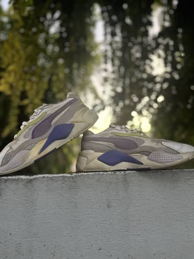 3 shoes avalible more detail ka liye 03345504473
