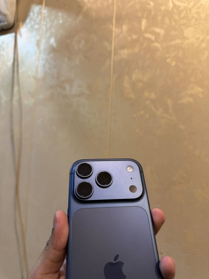 IPhone 17 pro 3